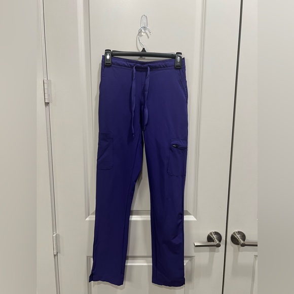 Adar Women's Go-Basic Scrub Set Grape XXS - Picture 4 of 5